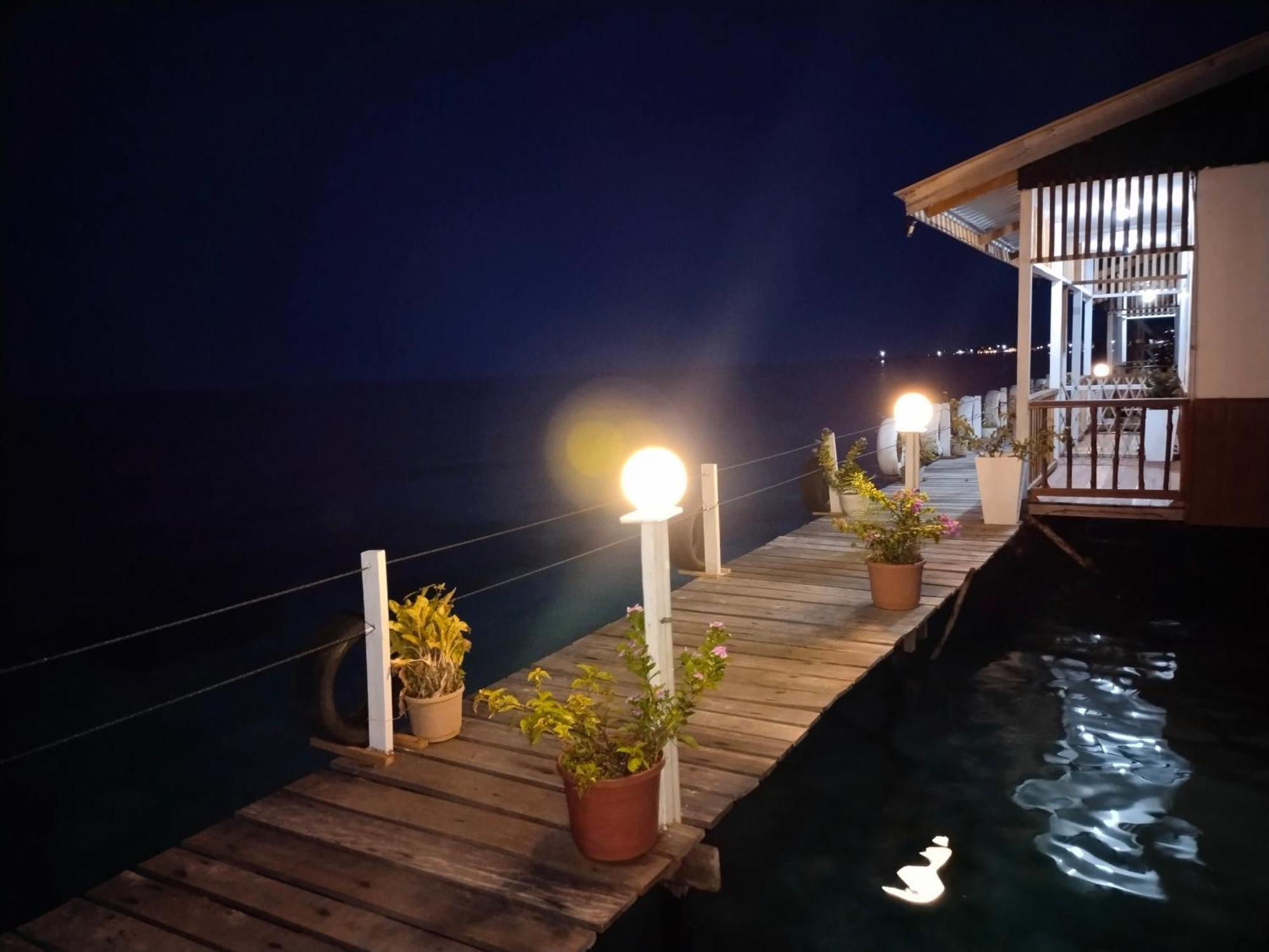 Bihing Angan Water Chalet Semporna Bagian luar foto